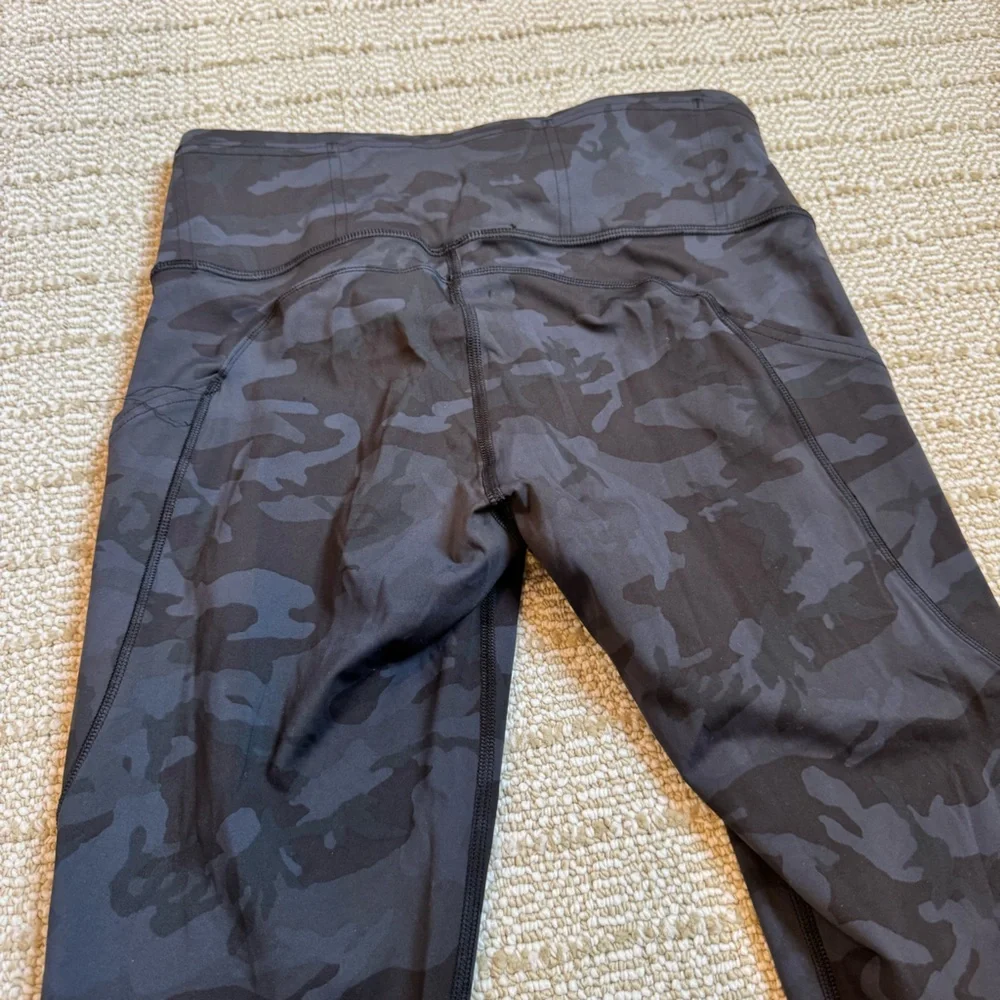Lululemon Fast and Free Tight II 25